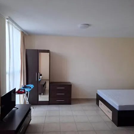 Deluxe In Sunny Apartamento Sunny Beach